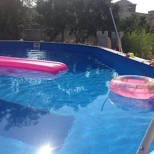White Home. Casa Relax, Piscina, Free Wi-fi&posto Auto. Casa vacanze Palermo
